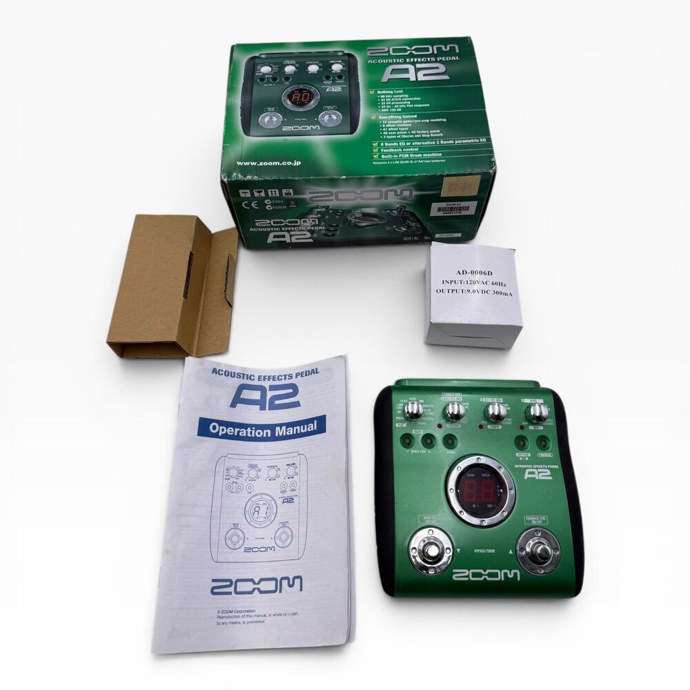 ZOOM A2 Acoustic Guitar Multi-Effects Pedal Open Box